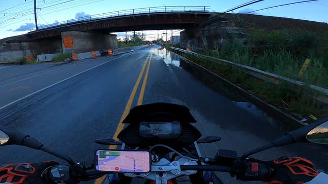 Image for article titled I Bought a Beginner Motorcycle Across State Lines