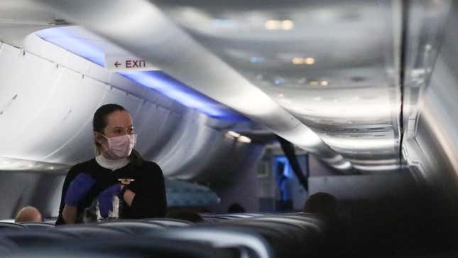 Image for article titled Uh, Most Flight Attendants Don&#39;t Get Paid as They Help People Board??