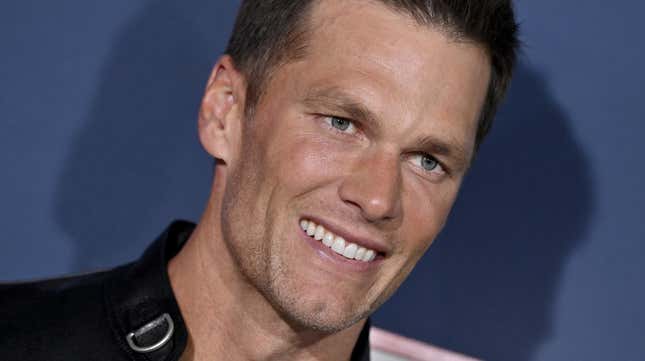 Image for article titled Tom Brady Is Reportedly Not Dating, Will Be a Dad for ‘Several Months’ Before Starting $375M Fox Sports Gig