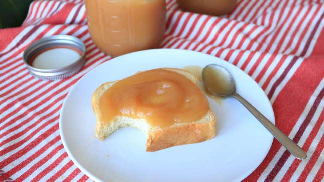 Image for article titled Make Honey Apple Butter With Those Extra Apples