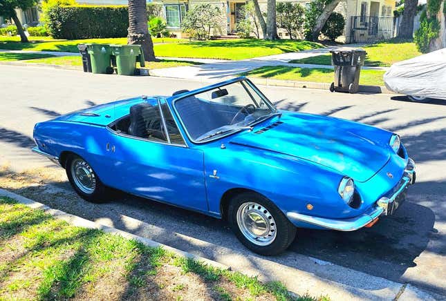 Image for article titled At $5,900, Could You Be Drawn Into This 1968 Fiat 850 Spider’s Web?