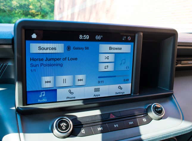 Image for article titled Here's How The Ford Maverick Compares To The Hyundai Santa Cruz