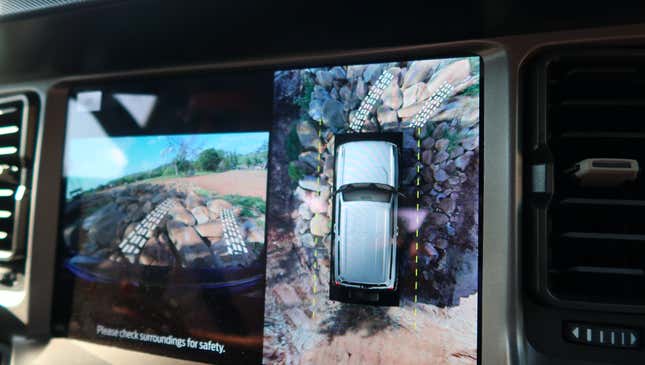 Image for article titled Best Reviews 2021: The 2021 Ford Bronco Is The Compromised Off-Road Beast You Dreamed It Would Be