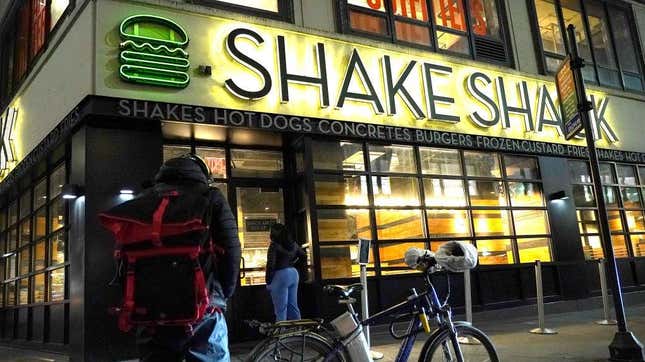 Image for article titled Whoa, Shake Shack’s opening a drive-thru