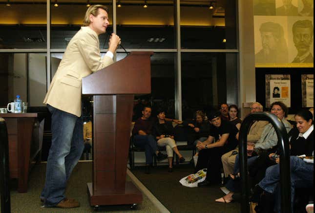 Image for article titled Let&#39;s Recall Some Celebrity Book Signings