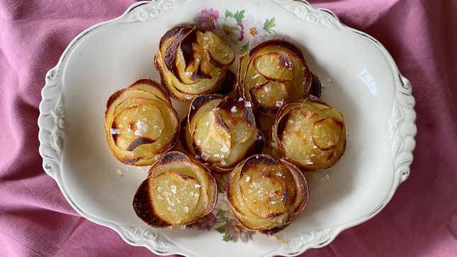 Image for article titled Make Mini Pommes Anna in a Muffin Tin for an Intimate Valentine&#39;s Day Dinner
