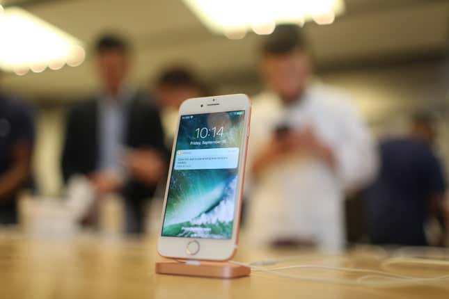 A rose gold iPhone 7 in its natural habitat.