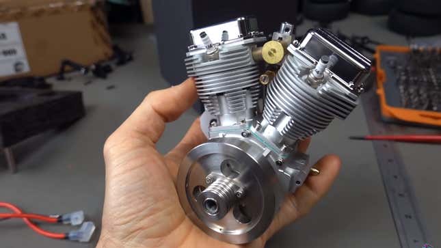 Image for article titled This Tiny Harley-Davidson Panhead Engine Sounds Almost Like The Real Deal