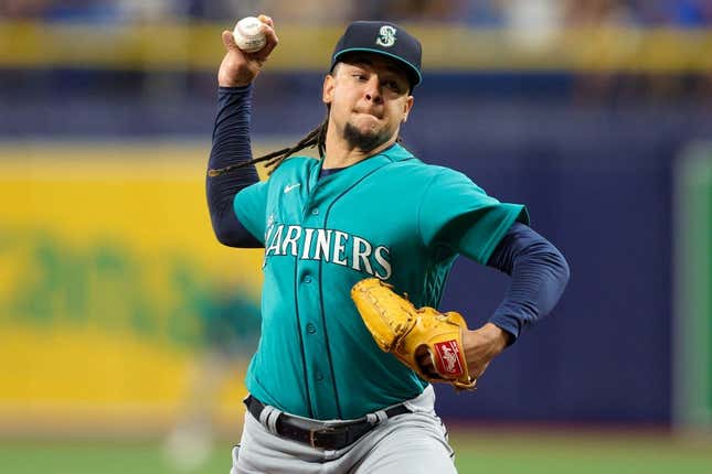 Sep 7, 2023; St. Petersburg, Florida, USA;  Seattle Mariners starting pitcher Luis Castillo (58) throws a pitch against the Tampa Bay Rays in the second inning at Tropicana Field.
