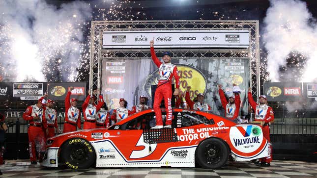 Image for article titled Kyle Larson Wins NASCAR Playoffs Race At Bristol