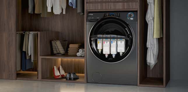 Imagen para el artículo titulado Esta lavadora funciona con cartuchos de detergente que se rellenan por suscripción