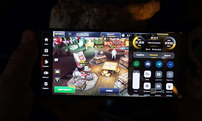 Imagen para el artículo titulado RedMagic 7: ven por los juegos. Quédate por la pantalla, el Snapdragon 8 Gen 1 y los 18GB de RAM