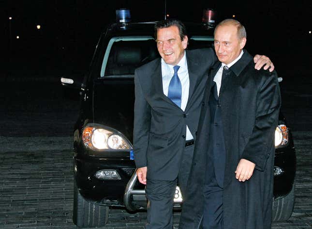 Putin schroeder hug