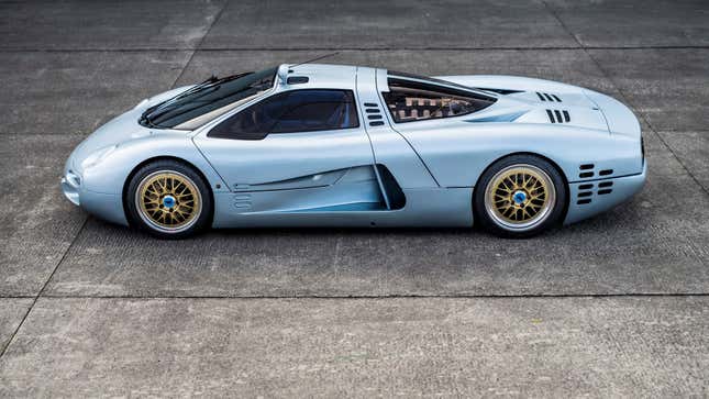 Image for article titled If You Buy This Isdera Commendatore 112i I Will Be Watching You