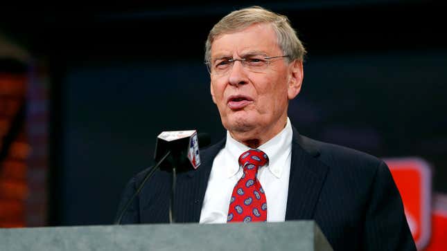 Image for article titled Bud Selig Admits Taking Steroids Throughout Commissionership