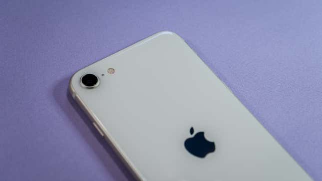 A photo of the back of the iPhone SE 5G