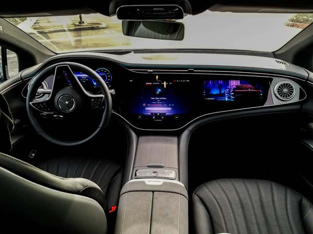 Image for article titled First Drive: The 2022 Mercedes-Benz EQS450+ Is A Beautiful Electric Porpoise