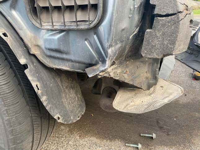 Image for article titled Here’s How My High-Mile, Ridiculously Cheap Volkswagen Touareg Is Handling A 4,200-Mile Road Trip