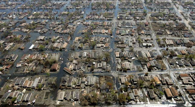 Image for article titled The destruction wrought by Hurricane Katrina, seen from the air