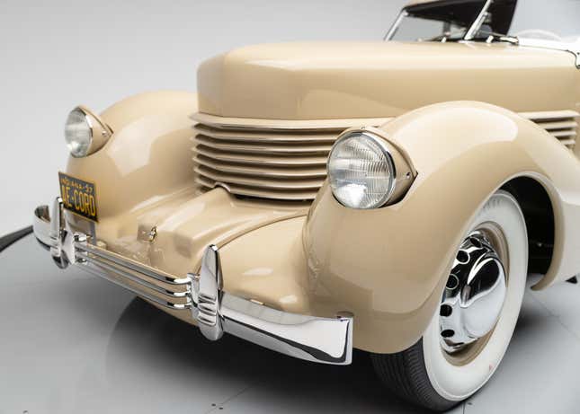 Image for article titled Amelia Earhart&#39;s Long-Lost 1937 Cord 812 Phaeton Added to the National Historic Vehicle Register