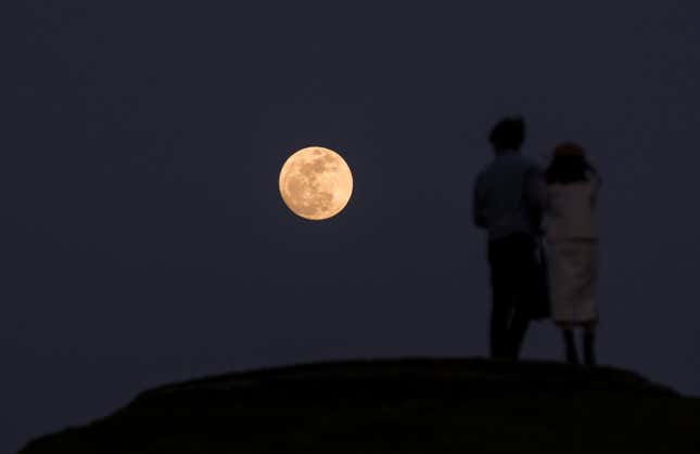 The supermoon is seen rising in Xiamen, Fujian province, China January 1, 2018. Picture taken January 1, 2018.