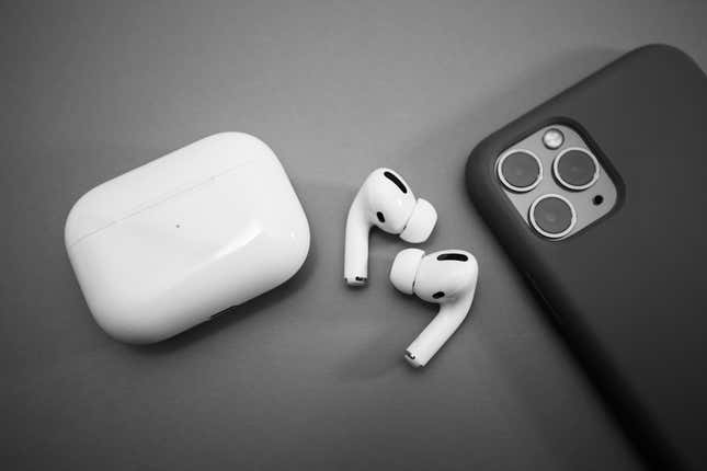 Image for article titled I Almost Walked Into A Fight: An Accidental Product Review of Apple&#39;s AirPods Pro&#39;s Noise-Cancellation Technology