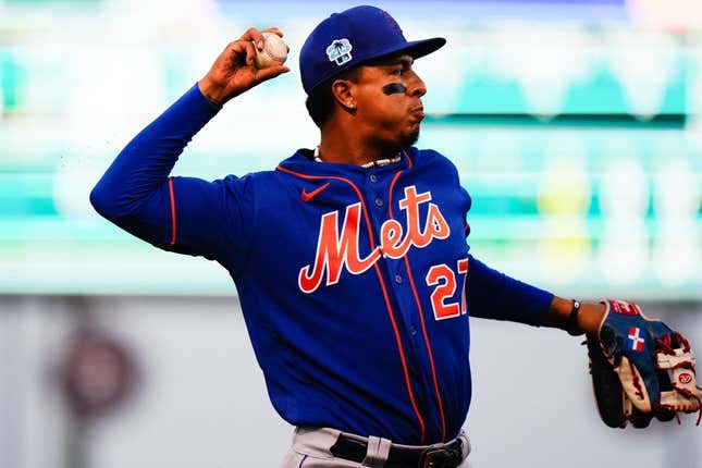 Mar 18, 2023; West Palm Beach, Florida, USA; New York Mets third baseman Mark Vientos (27) throws the ball to first base against the Houston Astros during the second inning at The Ballpark of the Palm Beaches.