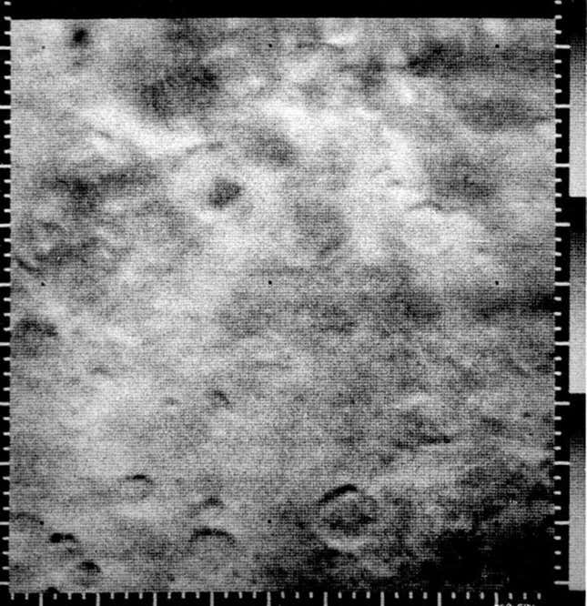 Imagen para el artículo titulado Los planetas del sistema solar, antes vs. ahora: así eran sus primeras fotos y así son las actuales