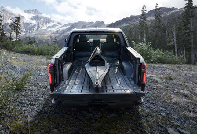 Image for article titled The 2024 GMC Sierra EV Denali Is a 754-HP Luxury Electric Pickup Truck
