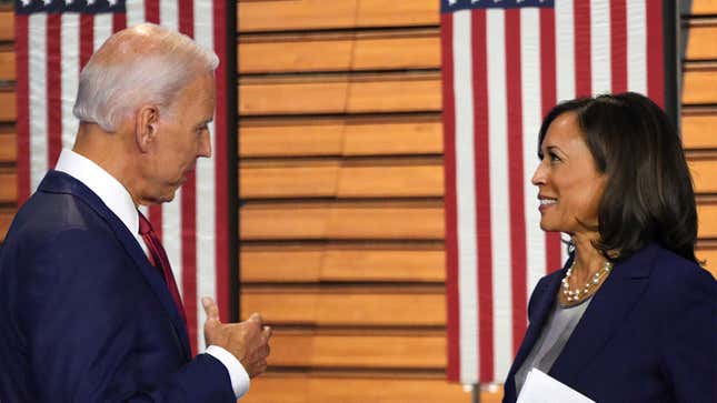 Image for article titled Biden Campaign Gets Kamala Harris Quickly Up To Speed On Candidate’s Plans For Presidential Funeral Service