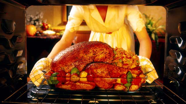Image for article titled Thanksgiving Can Still Be Special