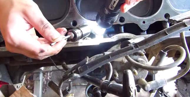 Image for article titled Here's What Happened When I Put A $120 Craigslist Engine Into My Jeep