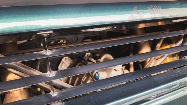 Image for article titled This Supercar Born In A Tokyo Nightclub Has Been Hidden For Decades