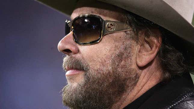 Image for article titled Man Arrested For Stealing More Than $50,000 In Beards From Hank Williams, Jr.