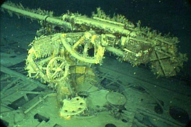 A deck gun of the sunken German U-boat U-166.