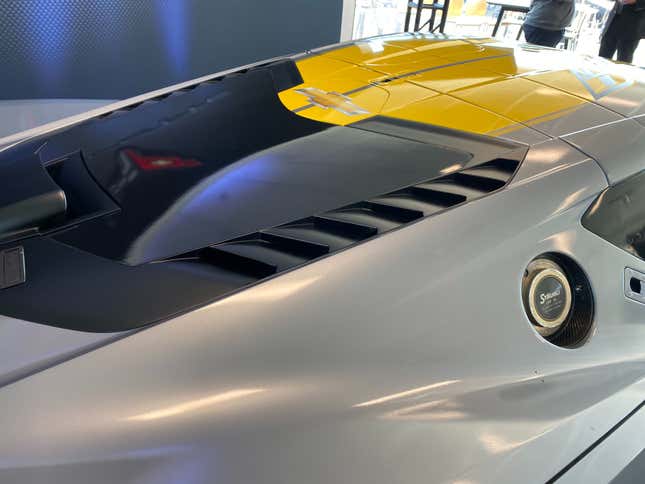 Image for article titled Smaller Wheels, Smaller Engine, Bigger Speed: How The Corvette C8.R Differs From The Road Car