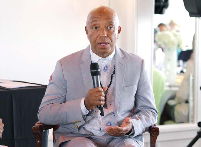 Image for article titled Russell Simmons Is Banned From a West Village Yoga Studio