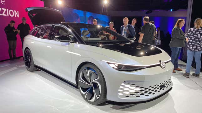 The Volkswagen ID. Space Vizzion Concept Has A 275-HP, Rear-Mounted Motor
