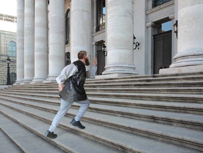 Image for article titled Conor McGregor Running Courthouse Steps In Garbage Bag To Make Weight For Pre-Arraignment