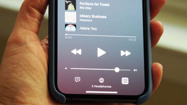 Los Beats Flex pueden usar la opción de compartir audio en iOS.