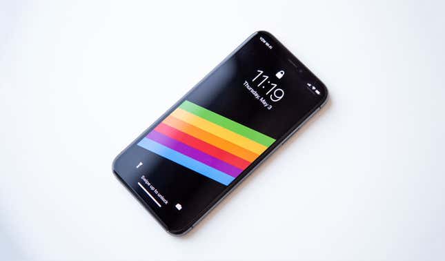 Imagen para el artículo titulado Apple, por favor, arregla de una vez lo peor que tiene el iPhone X desde el día de su lanzamiento