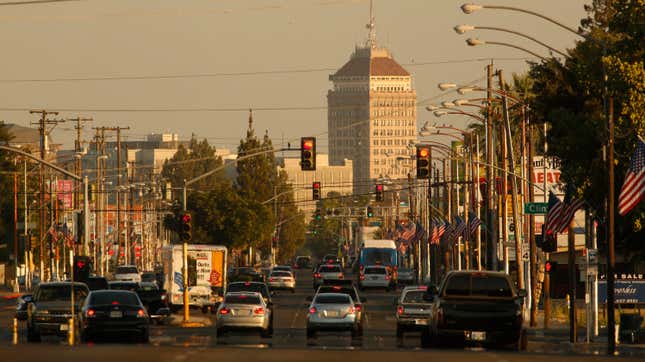Trump's Attempt To Rollback Fuel Efficiency Standards Is Blowing Up In His Face: Report
