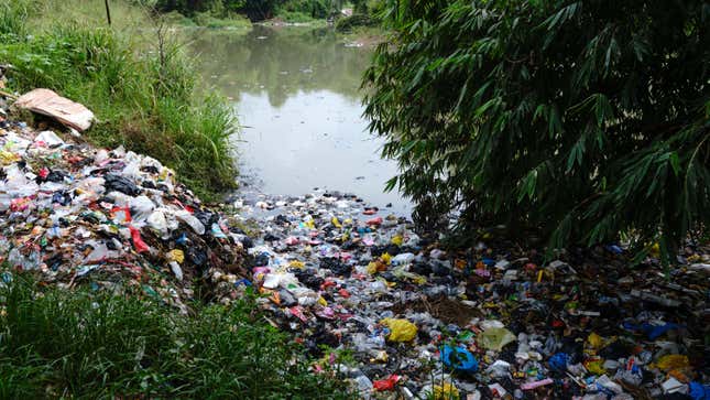 Image for article titled We&#39;re Eating a Whole Lot of Plastic... Uh, Is That Bad?