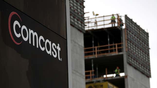 Image for article titled Senators Are Calling On Comcast To Open Its &#39;Public Wifi&#39; to the Public