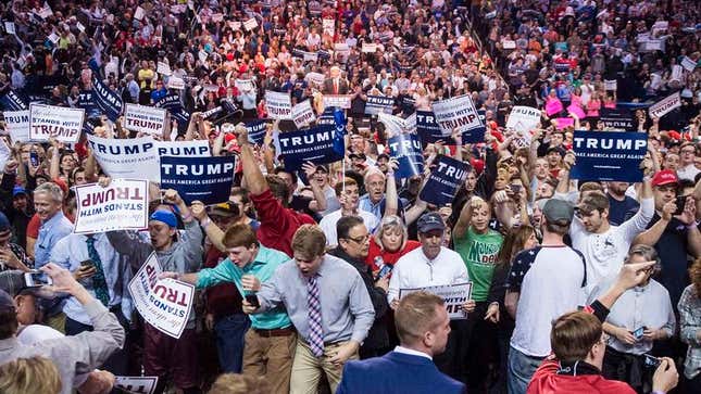 Image for article titled Financially Struggling Trump Campaign Holds Fundraising Riot