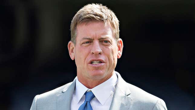 Image for article titled Troy Aikman Warns Fans About Comparing Concussions Between Eras