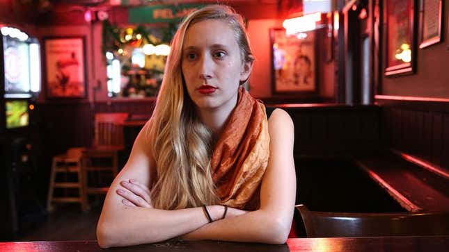Image for article titled Woman Getting Stood Up On First Date Got All Drunk For Nothing