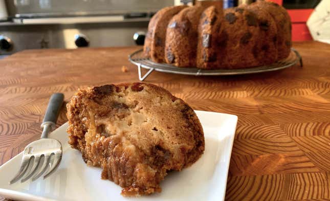 Apple Cake With Chocolate Chunks