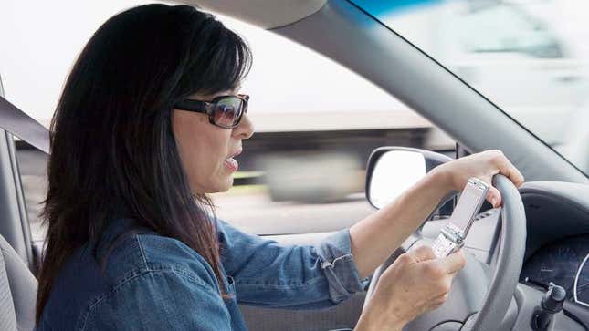 Image for article titled Area Mom Was Waiting In The Car For 20 Minutes