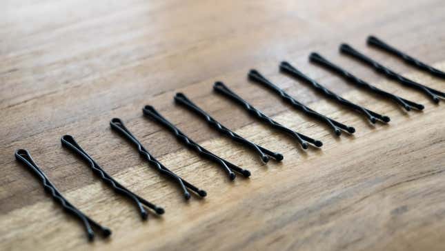 Image for article titled 12 Unexpected Household Uses for Bobby Pins